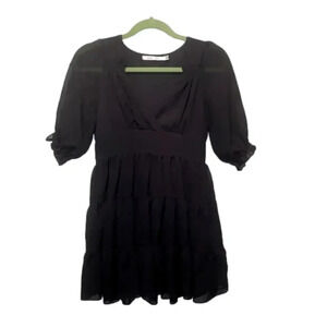 SEXY Fox ruffled black dress. Medium‎